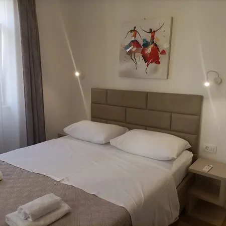 Guest house Marjan & 3*